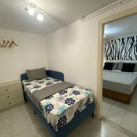 Apartment Roula S Cozy With Private Yard & Parking