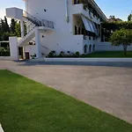 Appartamento Spacius Garden Flat ,1km From The , Sleeps 5 ,by Likeyourhome *